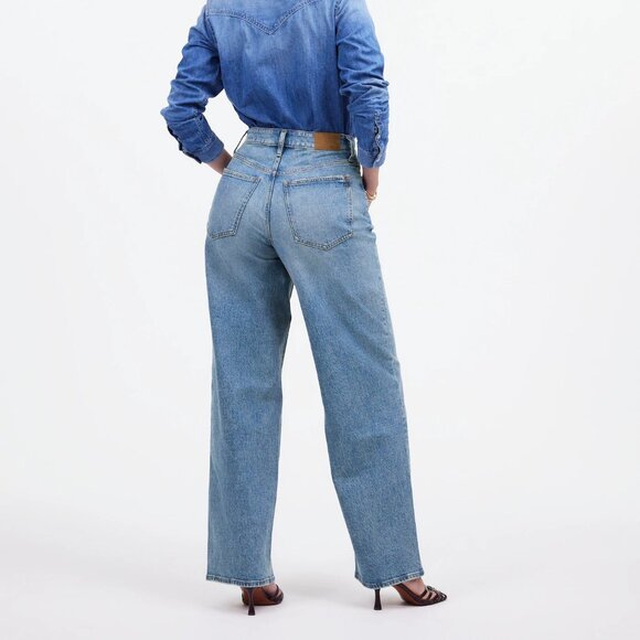 The Curvy Perfect Vintage Wide-Leg Jean (25, Enmore Wash) - Picture 3 of 12